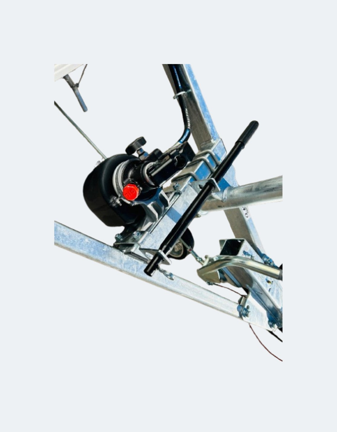 UNSINN Anhänger Heckkipper Pumpless Notpumpe Detailaufnahme