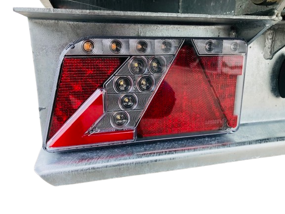 Agados Delta B1 1800 kg Hechkipper mit Pumpless