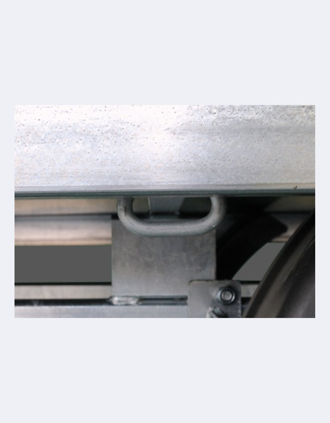 UNSINN Anhänger Typ UH 3017-26-14 Zurrpunkt Detailaufnahme