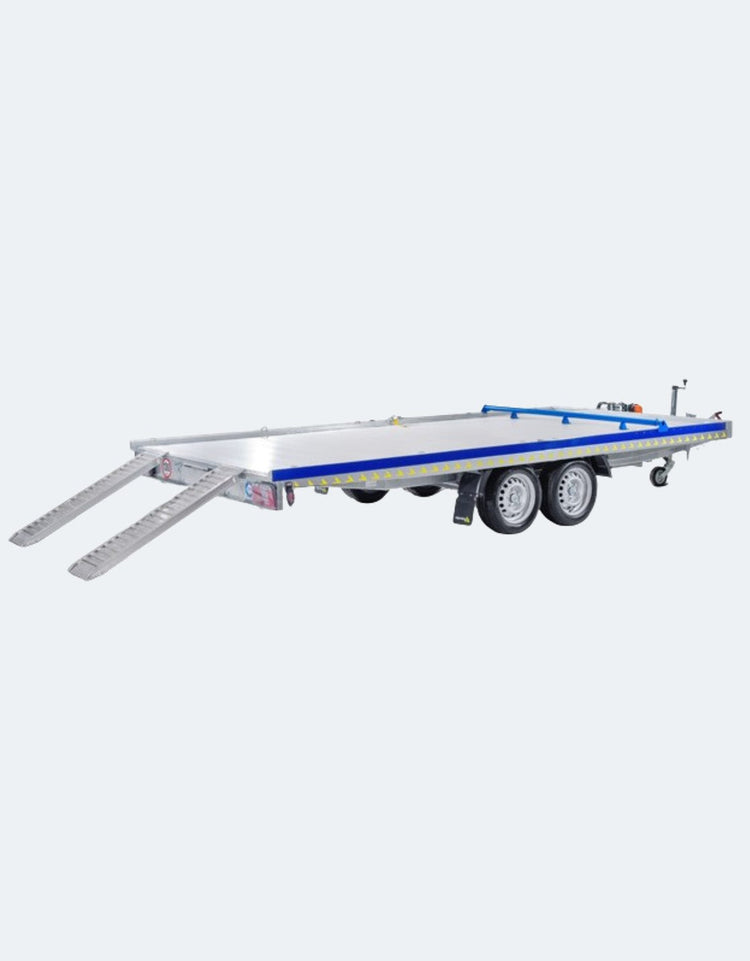 Agados Fahrzeugtransporter