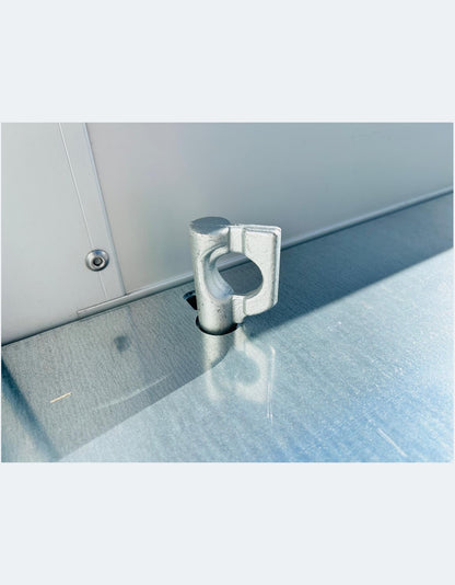 UNSINN Anhänger Heckkipper Spinlock Zurröse ausgefahren Detailansicht 