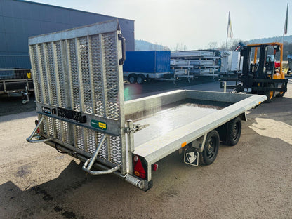 Hapert Baumaschienenanhänger m. Parabelfederung 3.5t